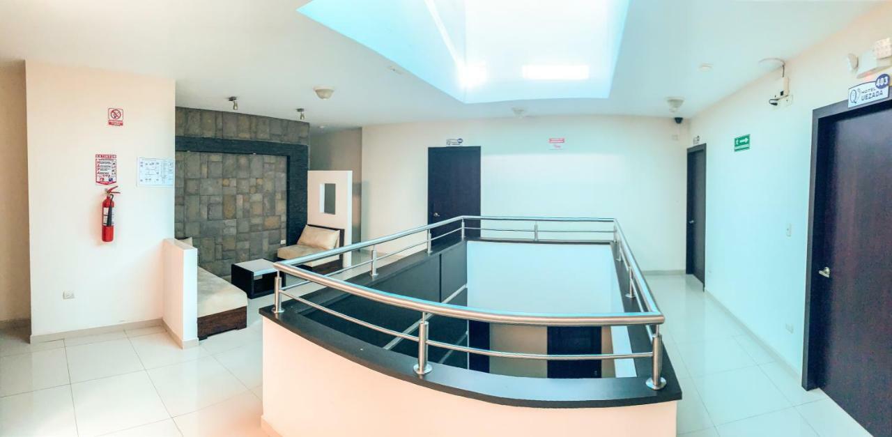 Hotel Quezada Hermanos Санто-Доминго-де-лос-Колорадос Экстерьер фото